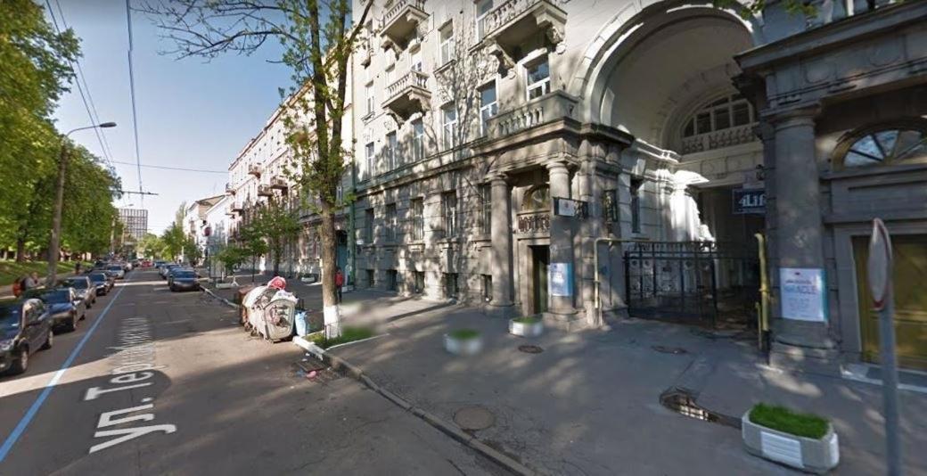 Апартаменты Amazing Tara'S Shevchenko Square Киев Экстерьер фото